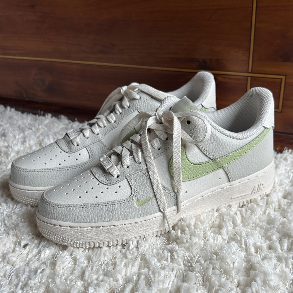 Nike Air Force 1 Women's Sneakers in White and Light Green